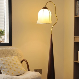 Lámpara de pie con forma de cono, fuente de luz LED, control de interruptor para sala de estar, dormitorio, hotel, casa de huéspedes - Product Image 4