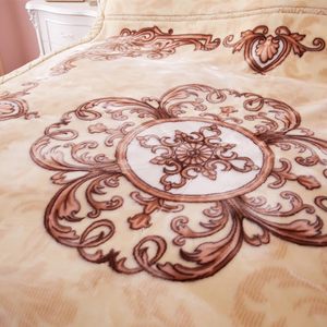 Korean Fleece <b>Blanket</b> King Size 200*240 4.5kg Double Ply, Soft Heavy Warm Mink <b>Blanket</b>, <b>Thick</b> Raschel Bed <b>Blanket</b> for Winter,Aut - Product Image 2