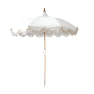 户外高级木杆6.5英尺宝塔峰形沙滩伞复古白色流苏花园阳伞带手提袋