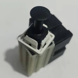Interruptor de Luz de Freno para Dodge OE 56054001AD 56038914AC 560294 56054001, Interruptor Automático Nuevo de Plástico - Product Image 3