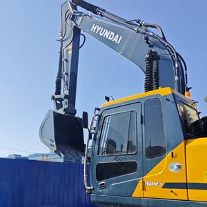 Excavadora Hidráulica de Orugas Hyundai HX220AL con un Potente Motor y un Sistema Hidráulico Avanzado para Construcción Pesada - Product Image 5