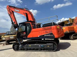 Excavatrice sur chenilles d'occasion Doosan DX340LC-9C, pelle hydraulique avec godet - Product Image 1
