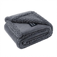 Couverture pour chien en flanelle et polaire Sherpa, imperméable, personnalisée, de luxe, moelleuse, chaude, douce, confortable, légère, pour toutes les saisons, vente en gros