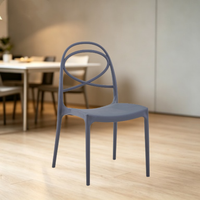 Chaise de salle à manger moderne bleue en plastique rigide de haute qualité pour l'extérieur, vente en gros du fabricant, chaise empilable en polypropylène PP OEM