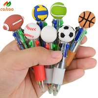 Stylo 4 couleurs en forme de balle de sport | Design fantaisie, plusieurs styles de sport disponibles, idéal pour les cadeaux et la papeterie étudiante