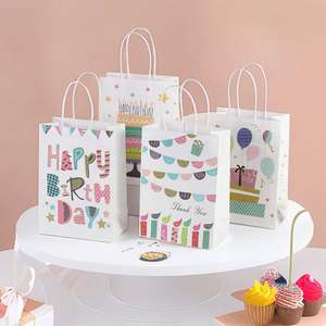 Sacs fourre-tout créatifs en papier kraft à motif de dessin animé pour mariages, festivals, fêtes, avec logo personnalisé pour cadeaux de mariage, d'anniversaire et de festival - Product Image 6