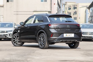 2025 <span class=keywords><strong>T</strong></span>-<span class=keywords><strong>Roc</strong></span>, Black Star Edition, 1.5T,DSG, sconti elevati, configurazione Premium - Product Image 2