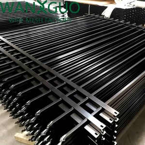 รั้วเหล็กดัดสีดำชุบสังกะสี ประกอบง่าย แผงรั้วตกแต่ง ใช้ได้หลากหลายสถานการณ์ รั้วรักษาความปลอดภัยบ้านและสระว่ายน้ำ - Product Image 1