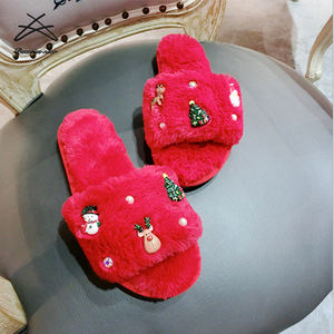 Nuovo design moda donna natale natale babbo natale rosso fortunato caldo peluche palla pelliccia coperta inverno ragazze pantofole scivoli - Product Image 3