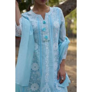 Vente flash : Ensemble Anarkali brodé pour femme avec pantalon droit et dupatta doux, idéal pour les occasions festives et décontractées - Product Image 3