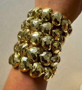 سوار حريمي من الأكريليك مكتنز كبير ، مجوهرات عصرية من Kaimei ، سوار ذهبي ثلاثي الشكل على شكل قلب هندسي CCB - Product Image 6