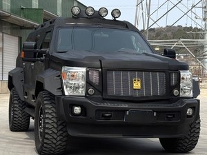 SUV tout-terrain de luxe de style <span class=keywords><strong>militaire</strong></span> G.Patton GX d'<span class=keywords><strong>occasion</strong></span> 2015-2020, moteur V10 6.8L, 4x4, véhicule tout-terrain VIP haut de gamme - Product Image 3