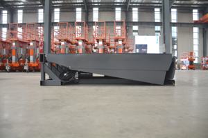 Pont d'embarquement fixe électrique cylindre hydraulique rampe de quai rampe de quai avec lèvre avec 2*2m, 2*2.5m, 2*3m taille de plate-forme - Product Image 4