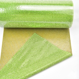 Rollo de Adorno de Diamantes de Imitación Autoadhesivo de 450 cm x 24 cm, SS6, 2 mm, Malla de Cristal, Apliques de Cristal para Decoración de Paredes de Casa y Automóviles - Product Image 4