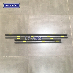 72410-SCA-E01 72410SCAE01 Set di strisce per finestre con guarnizione per finestre modanature per CR-V <span class=keywords><strong>Honda</strong></span> CRV 02-06 - Product Image 1