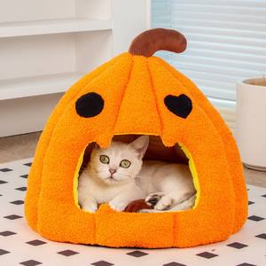 Cama Divertida para Mascotas con Diseño de Calabaza Navideña, Casa de Felpa Suave de Algodón PP, Cama de Lujo para Gatos y Animales Pequeños - Product Image 2