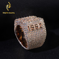 Pendentif Moissanite Personnalisé, Bague Numérique Entièrement Pavée de Moissanite VVS, Bague Date Personnalisée Hip Hop