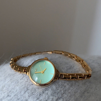 Montre décontractée de luxe, montre de mode exquise, montre élégante et décontractée, montre à chaîne délicate, montre pour femme