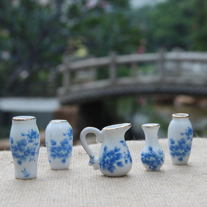 Vases en céramique bleus et blancs de style floral, modèle A1-10-45, de la marque ML, écologiques, faits à la main en Chine, avec décorations en décalcomanie - Product Image 2