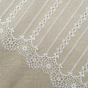 Tissu en maille soluble dans l'eau exquis de 21 cm avec bordure en dentelle brodée pour la décoration de la maison, les vêtements, les sous-vêtements - Product Image 3