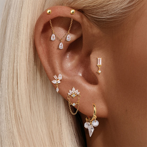 Pendientes de Moda con Borla Pequeña, Chapados en Oro de 18k, para Mujer - Product Image 3
