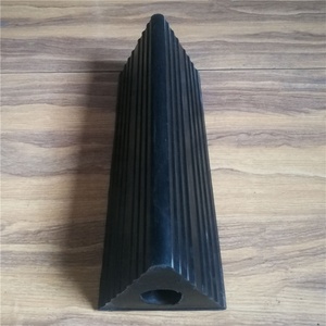 Durable Black Natural Rubber <b>Wheel</b> Stoppers <b>Locked</b>-in Anti-Friction - Product Image 1