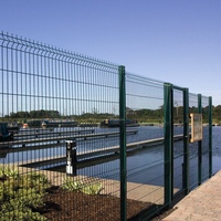 Clôture de jardin en grillage de fer recouvert de PVC vert résistant aux intempéries pour élevage de volailles, verger, usage résidentiel, soudée 3D courbée, 8 pieds