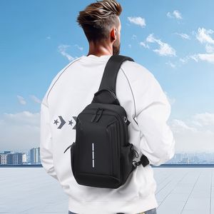 फ़ैक्टरी फैशन आउटडोर खेल छाती बैग एकल कंधे वाले वाटरप्रूफ क्रॉस बॉडी पुरुषों के लिए महिला बड़े आकार के जिपर बंद - Product Image 2