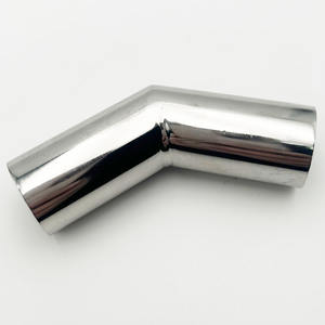 מחבר צינור מקלחת כרום SUS 304 בקוטר 19 מ\\\"מ ו-25 מ\\\"מ, בזווית 135 מעלות, עם אטם פלסטיק לדלת זכוכית מסוג יהלום - Product Image 1