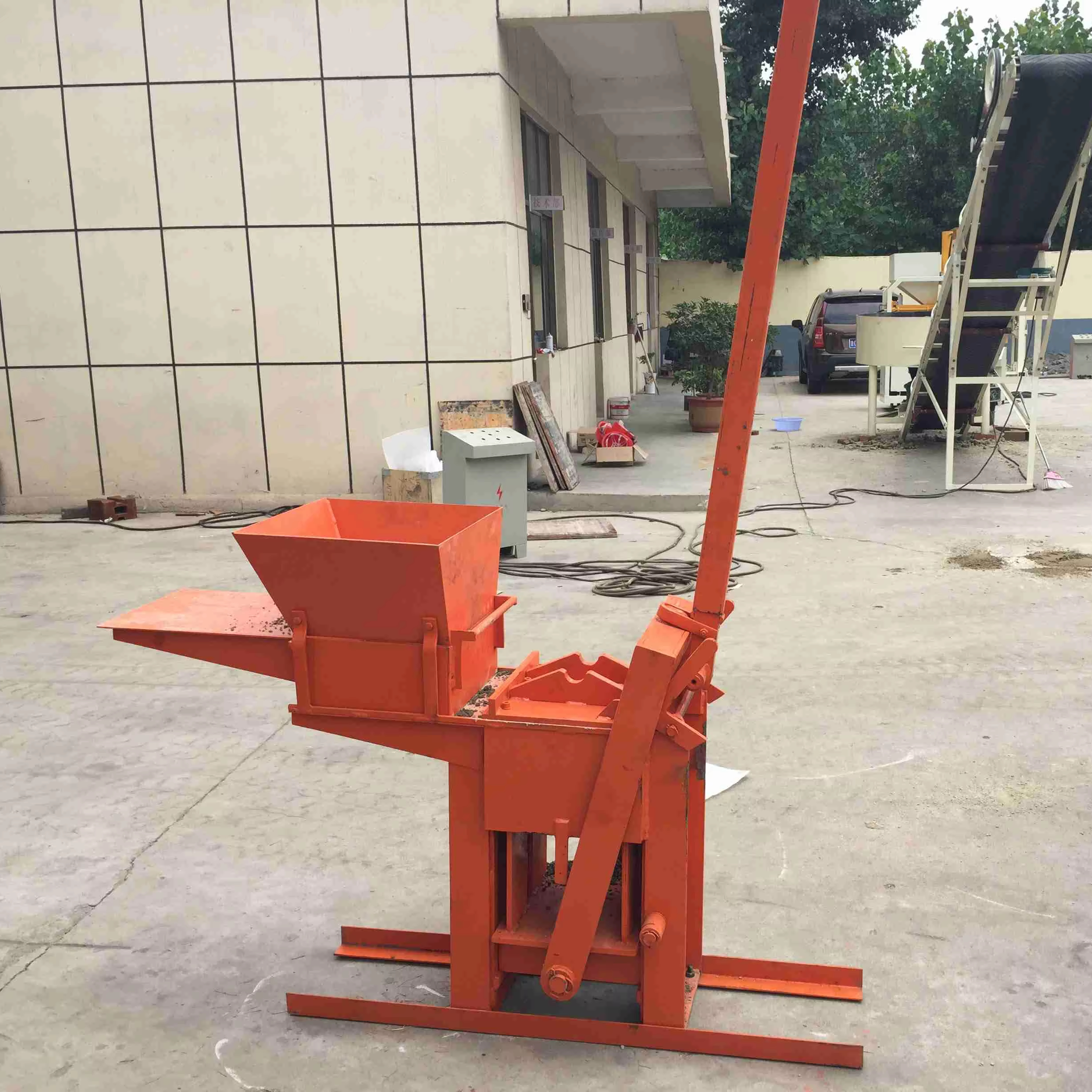 QMR 2-40 Manual Clay Interlocking Brick Making Machine