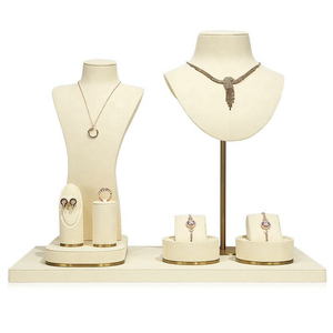 Nouveau Kit d'Exposition de Bijoux en Velours Crème – Présentoir Complet pour Bagues, Boucles d'Oreilles et Colliers – Support d'Exposition de Bijoux Beige - Product Image 3