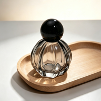 Nouveau design, flacon de parfum en verre de 50 ml, forme unique, col serti, flacon coloré avec boîtes personnalisées