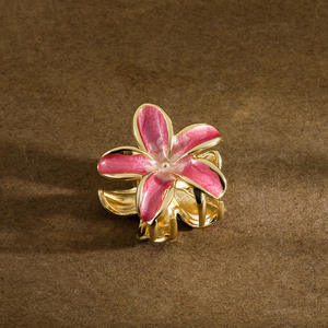 Pince à cheveux en métal personnalisée de différentes tailles, ensemble de pinces à cheveux brillantes noires, pince à cheveux coréenne de luxe personnalisée - Product Image 4