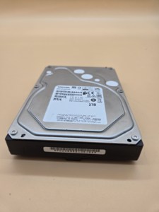 MG04ACA200N 2TB HDD 7.2K RPM 3.5" 6Gb/s SATA harde schijf gebruikt - Product Image 1