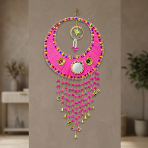พระจันทร์เสี้ยวประดิษฐ์สีชมพูแบบดั้งเดิมสำหรับแขวน - Product Image 3