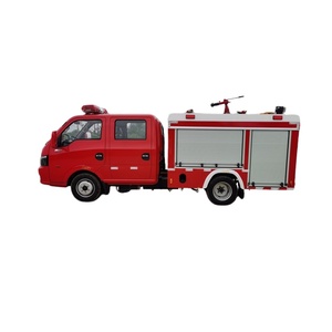 Camion de pompiers avec tour <span class=keywords><strong>d</strong></span>'éclairage pour les opérations nocturnes, ancien mais fiable, pour la <span class=keywords><strong>formation</strong></span> des nouveaux pompiers - Product Image 1
