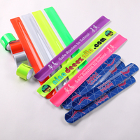 Bracelets réfléchissants personnalisés à clipser, bracelets de sécurité avec logo imprimé pour la course, l'école, les événements, les cadeaux pour enfants