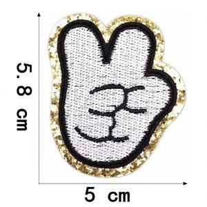 Nouvelle broderie thermocollante en forme de souris de dessin animé mignonne avec bordure dorée - Product Image 4