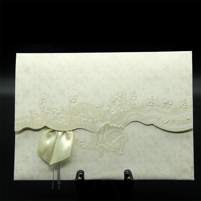 การ์ดงานแต่งงานสไตล์อาหรับสุดหรูทำจากกระดาษริบบิ้นผีเสื้อสำหรับงานแต่งงาน