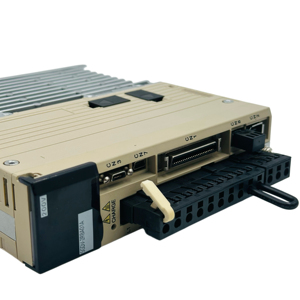 Nuevo controlador de automatización original SGDV-2R8A01A en stock para PLC - Product Image 3