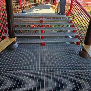 Rejilla de Aluminio Anodizado Antideslizante Ligera para Pasarelas de Plantas Mineras, Entresuelos y Paneles de Cercas de Seguridad - Product Image 4