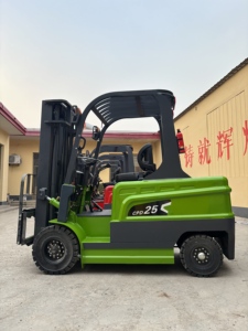 รถยกไฟฟ้า3ล้อสำหรับ2ton รถยกขนาดเล็ก - Product Image 3