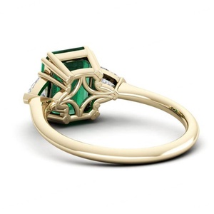 Anillo Clásico de Plata de Ley 925 Chapado en Oro de 14k con Esmeralda Creada en Laboratorio para Bodas y Fiestas - Product Image 3