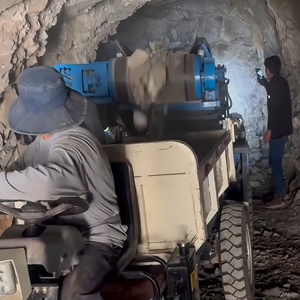 Factory Sale Scraper Bucket Crawler Mining Mucking Rock <strong>Loader</strong> Underground Gold Mine Slag <strong>Raking</strong> Machine - Product Image 3