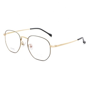 <span class=keywords><strong>Lunettes</strong></span> Titanic à la mode en titane, lot de, <span class=keywords><strong>lunettes</strong></span> optiques polygone irrégulier pour adolescents - Product Image 6