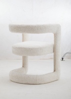 Fauteuil moderne minimaliste à cadre incurvé en tissu bouclé blanc, chaise de loisirs unique en forme de U, chaise d'appoint pour salle à manger, pour la maison et la villa
