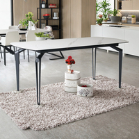 Meubles de salle à manger modernes et luxueux sur mesure avec pieds en métal et plateau en verre trempé, 4 places, Biya HZ051
