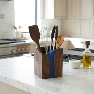 Portautensili da Cucina <span class=keywords><strong>in</strong></span> <span class=keywords><strong>Legno</strong></span> di Noce Nero e Resina Epossidica Serie River Shape di Natural House per Piano di Lavoro - Product Image 4