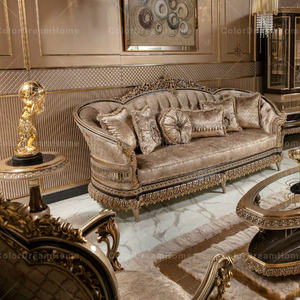 Ensemble de canapés dorés de luxe sculptés à la main Canapés en bois royaux antiques Ensembles de meubles de salon classiques en Turquie - Product Image 2