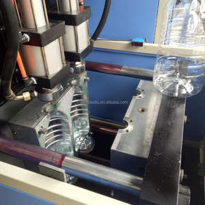 High Quality <strong>2</strong> Cavity Semi Automatic Pet <strong>Bottle</strong> Blowing Making Machine for 5L-6L Oil <strong>Water</strong> <strong>Bottles</strong> - Product Image 2
